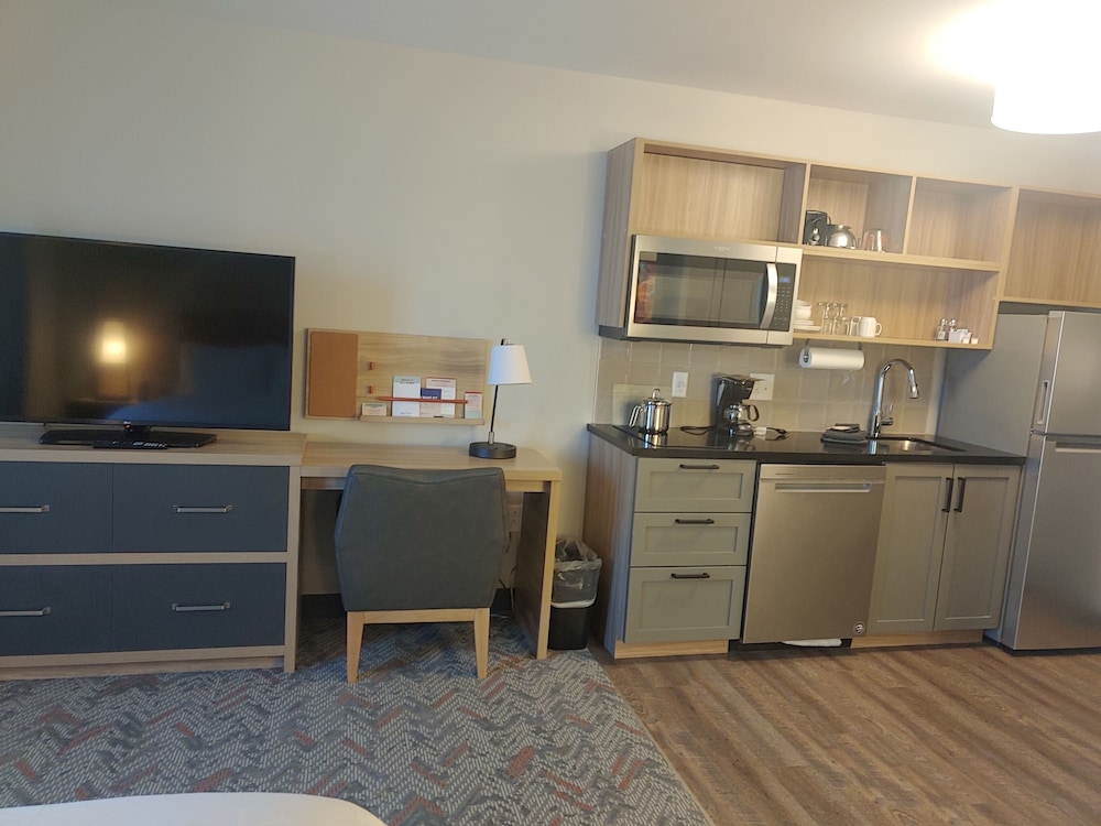 Candlewood Suites Columbia by IHG - photo 13