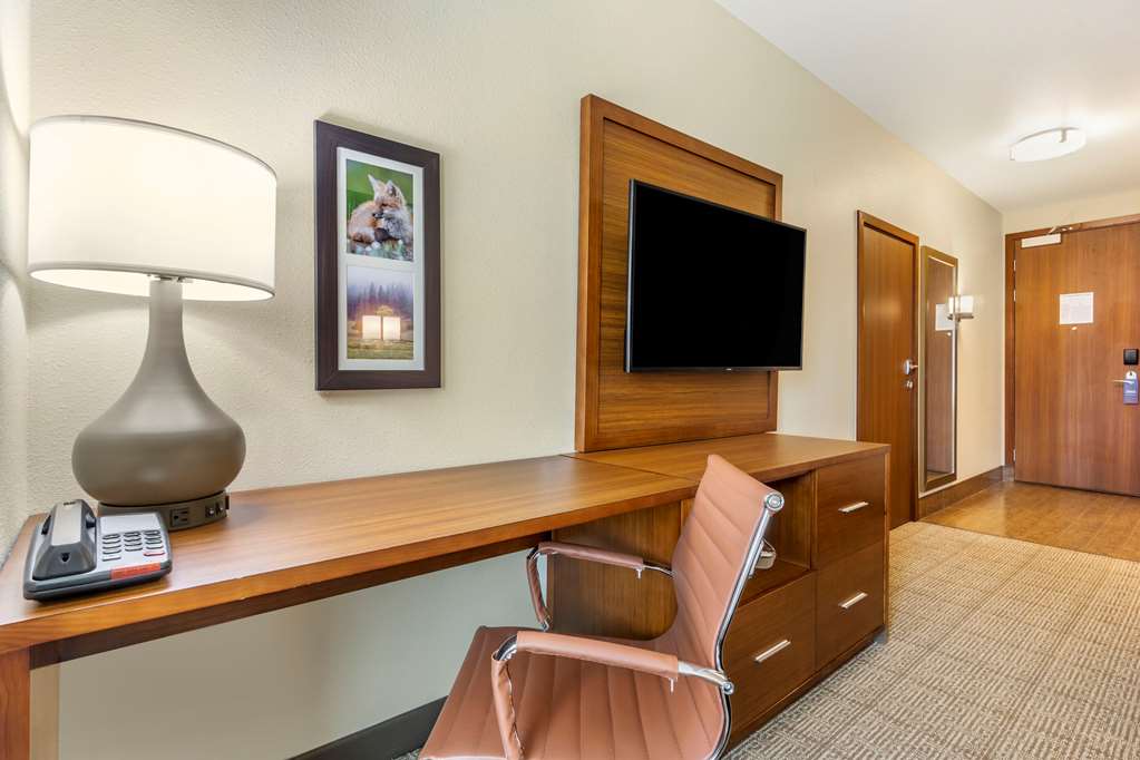 Comfort Inn & Suites Lakewood by JBLM - photo 18