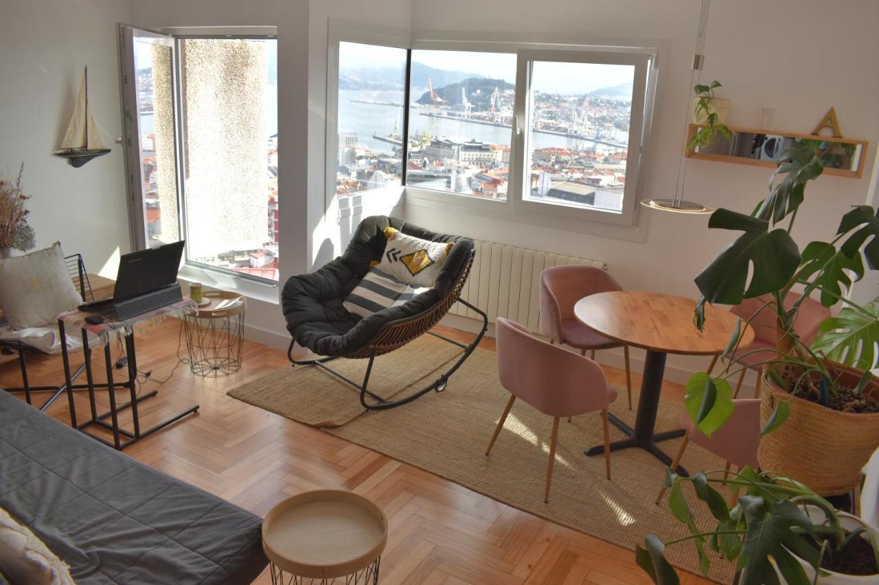 Vistas a la Ria Y Garaje En El Castro Centro Vigo — 4-Star Luxury Hotel in Vigo, Spain