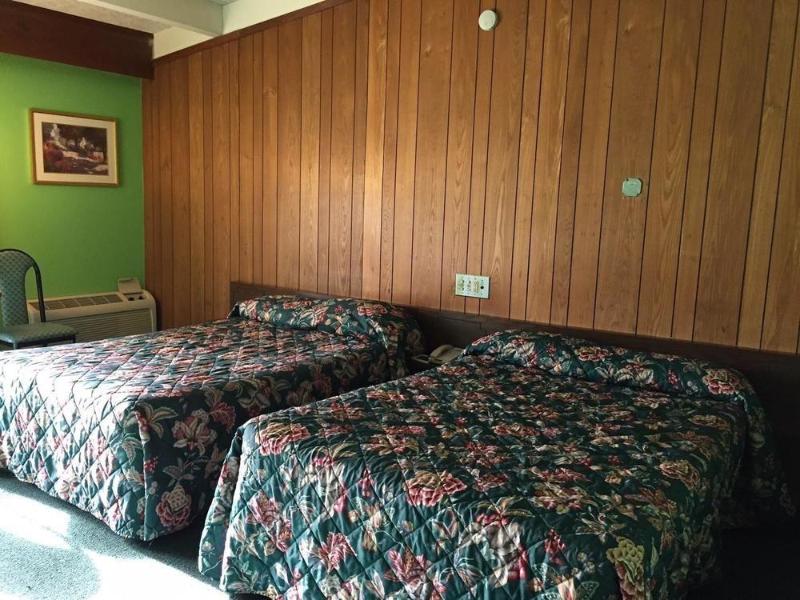 Sunset Inn Manning - photo 14