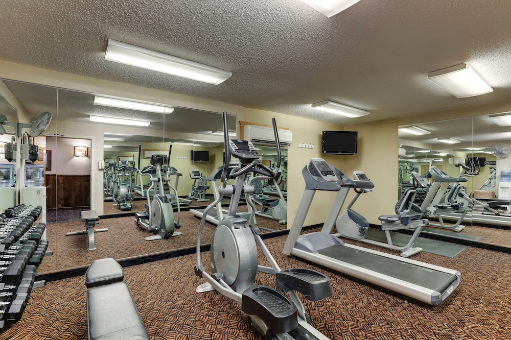 Stoney Creek Hotel Peoria - photo 36