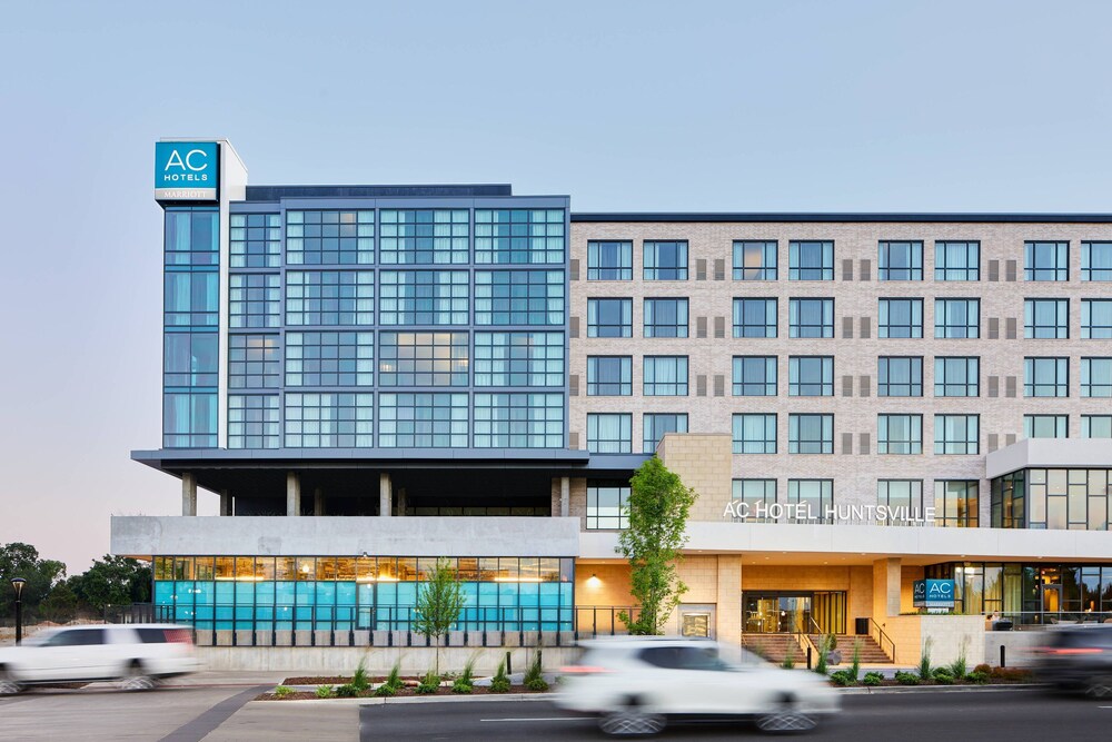 AC Hotel by Marriott Huntsville Downtown — 4-Star Luxury Hotel in Huntsville, United States