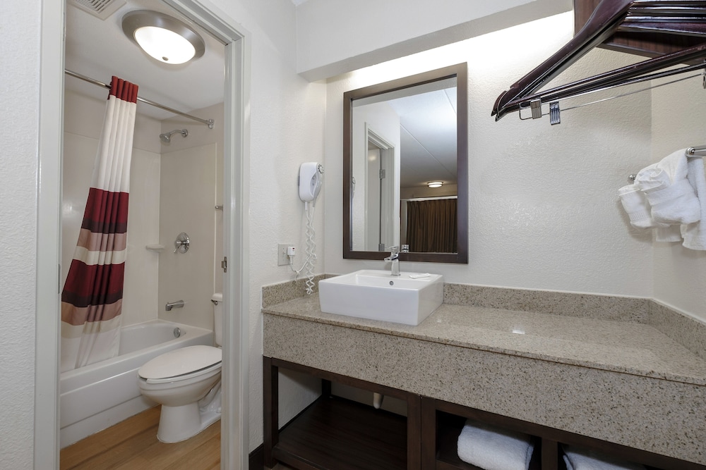 Red Roof Inn Aberdeen - photo 27