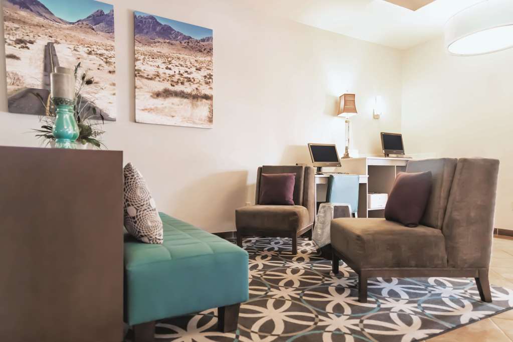 La Quinta Inn & Suites by Wyndham Dumas - featured photo