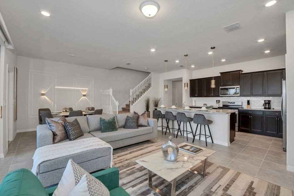Brand New Home In Top Rated Resort Solterra 5 Bedroom Townhouse by Redawning - photo 26