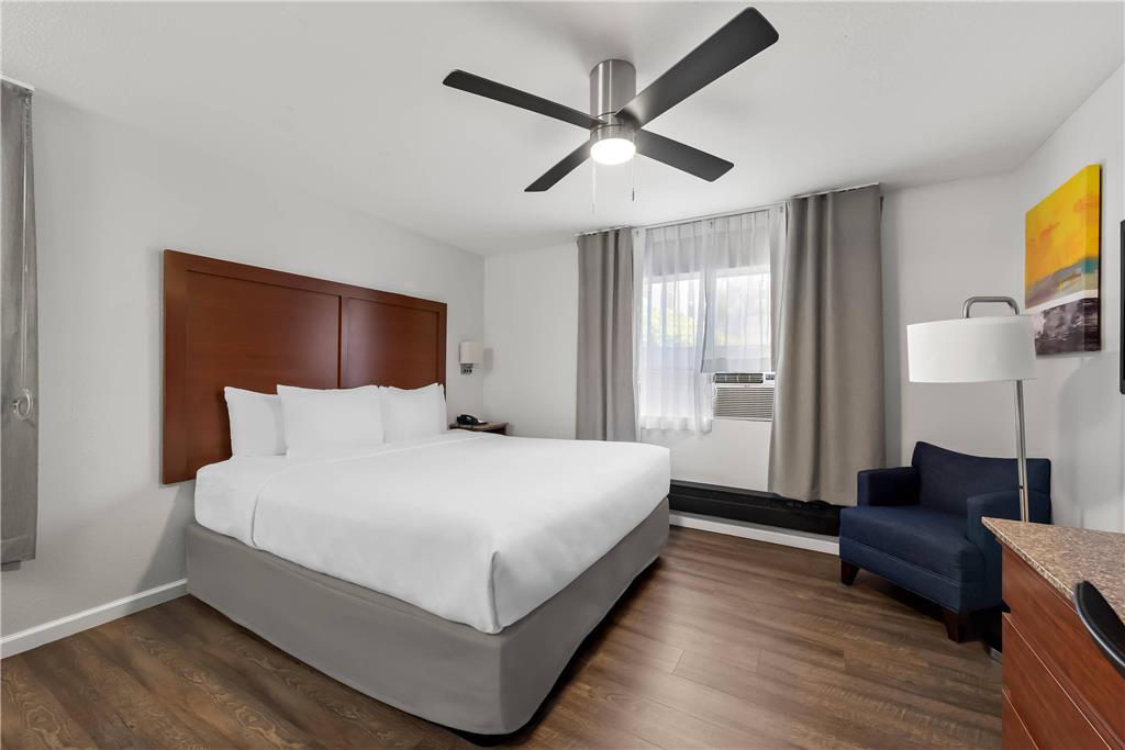 Comfort Inn Gaslamp Convention Center - photo 15