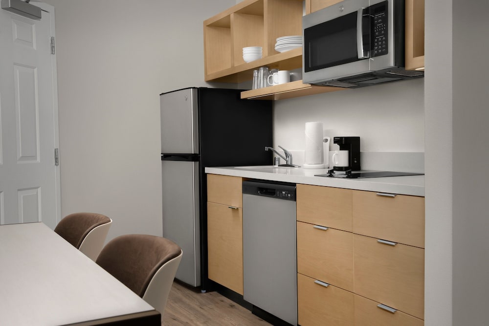 TownePlace Suites by Marriott Sacramento Cal Expo - photo 15