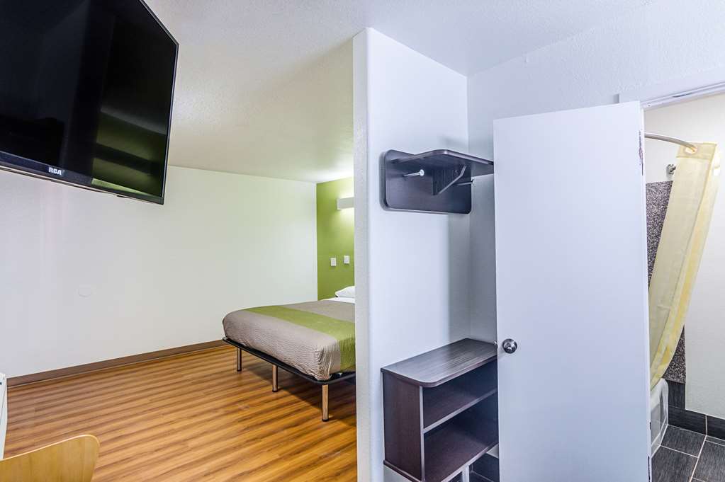Motel 6 Childress TX - photo 15