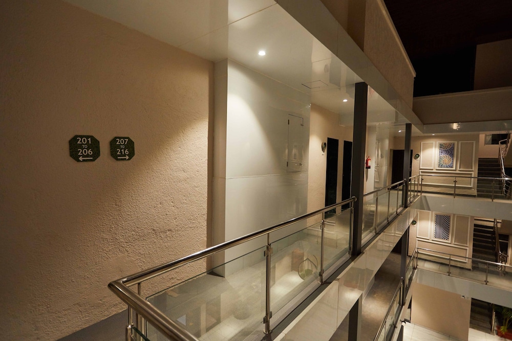 Aureole Mrida — Lonavla — photo 3
