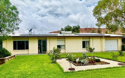 Alice Springs charm in Alice Springs, Australia