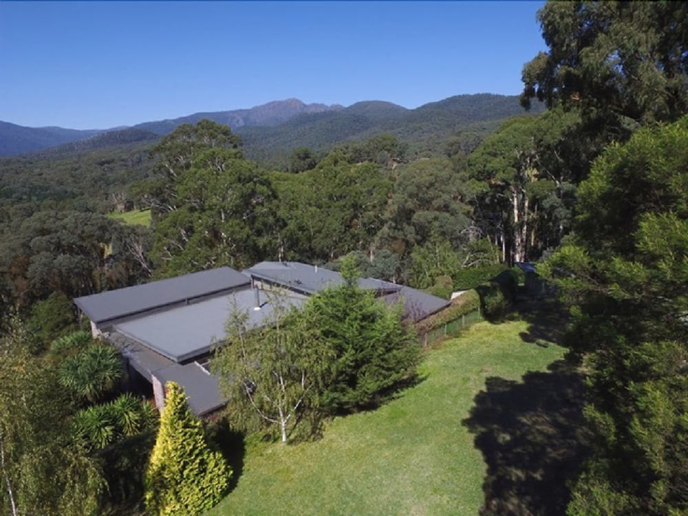 Woollybutt - carbon neutral hotel in Benalla