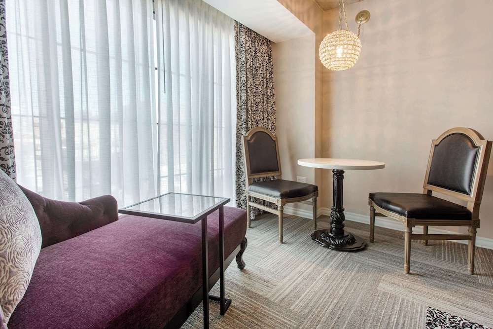 Cambria Hotel New Orleans Downtown Warehouse District - photo 17