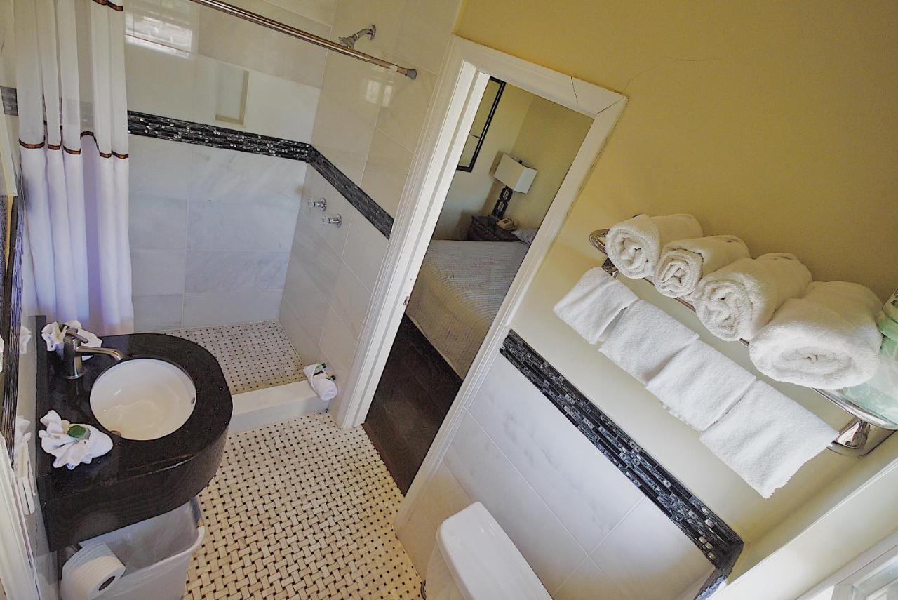 Trylon Hotel Hollywood - photo 11