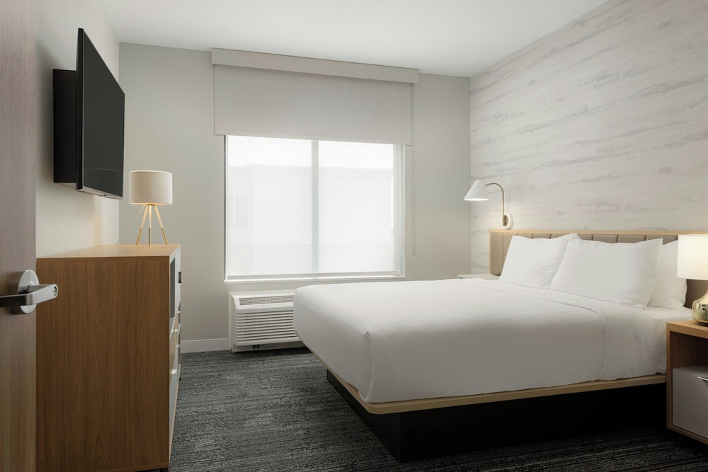 Towneplace Suites By Marriott Cincinnati Oakley - photo 11