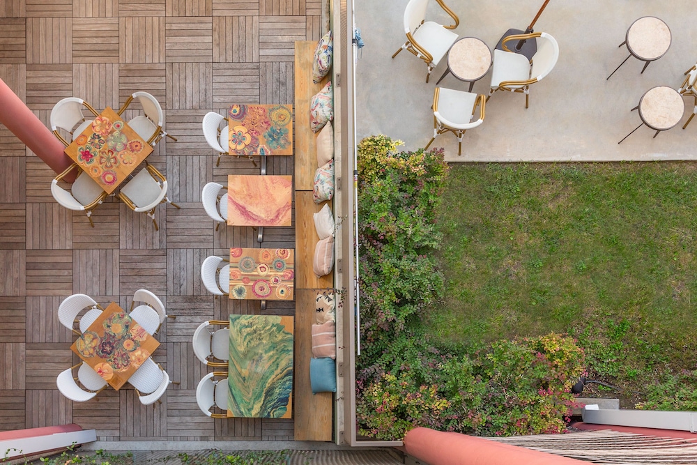 East Austin Hotel - photo 23