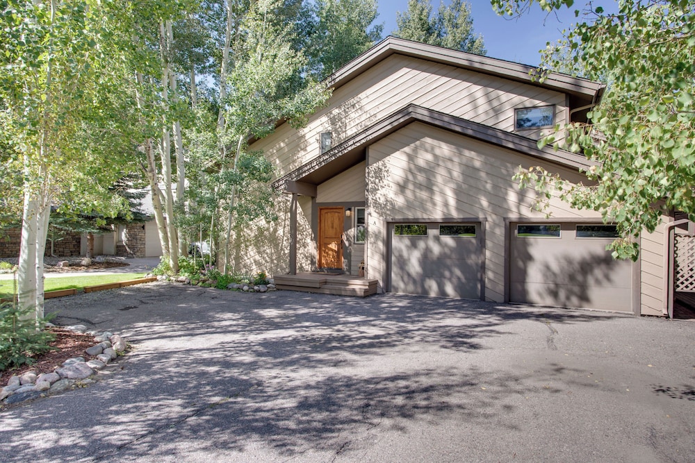 Avon Duplex Between Beaver Creek and Vail Resorts - photo 11