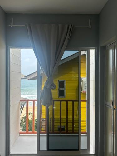 Beach Shack Loft Side Seaview - last minute hotel in Unknown City
