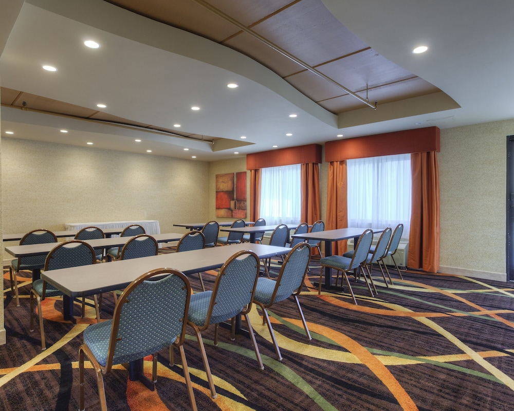 Sleep Inn & Suites Knoxville West - photo 105