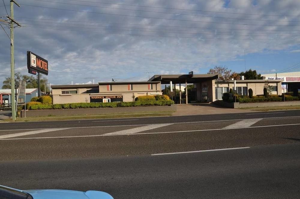 Warwick Motor Inn - carbon neutral hotel in Warwick