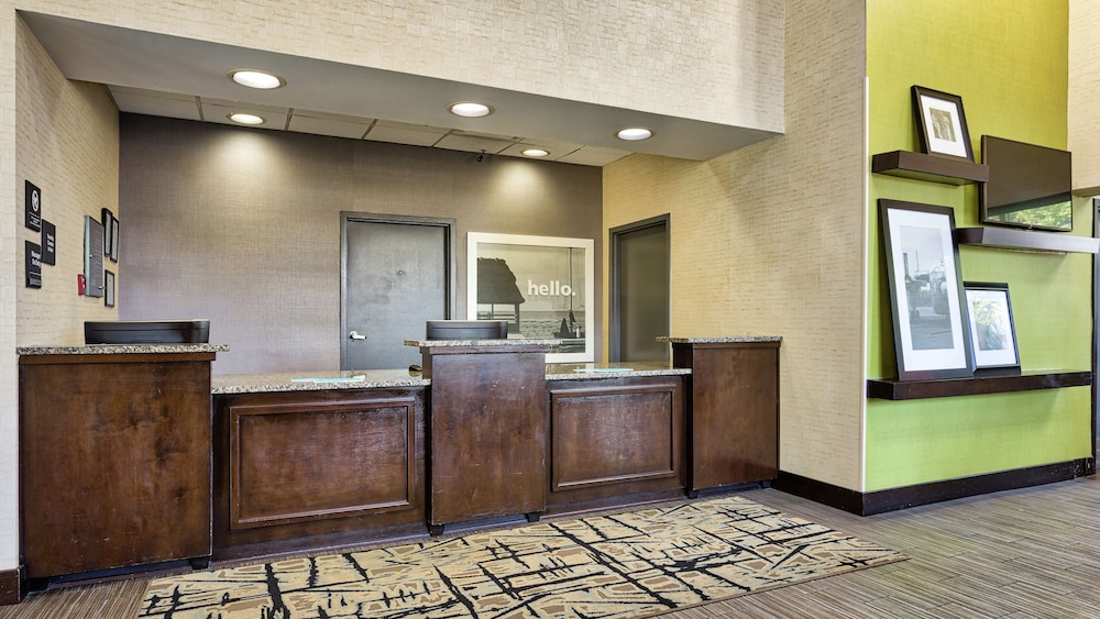 Hampton Inn Norfolk Naval Base - photo 7