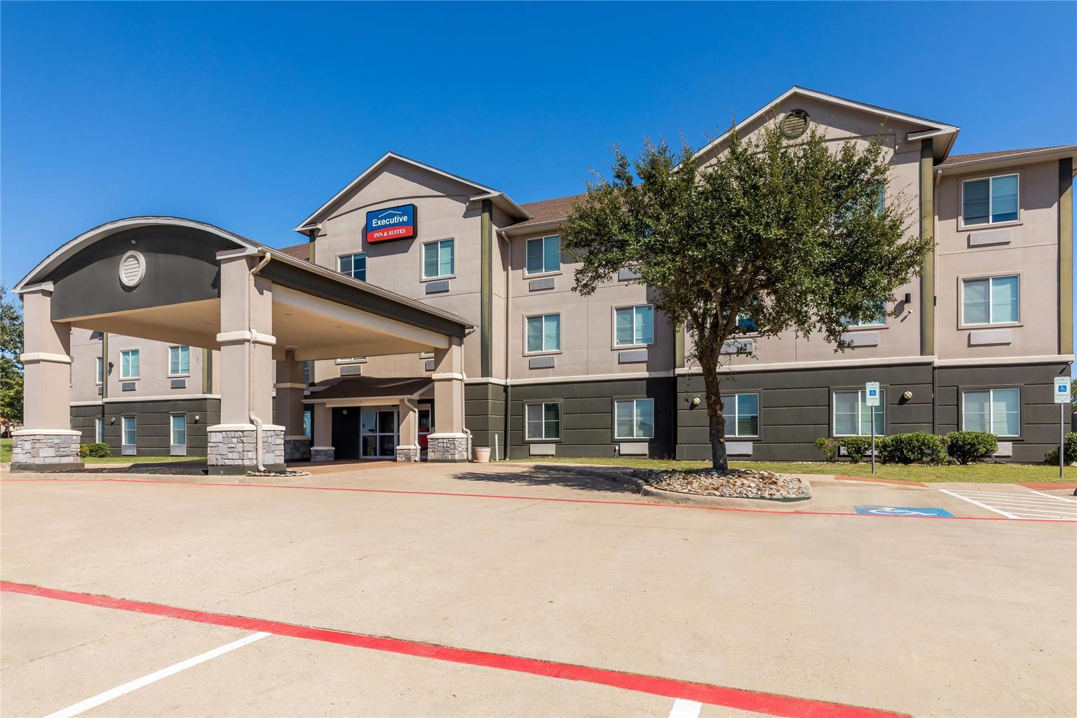 Quality Inn & Suites Marlin - last minute hotel in Marlin