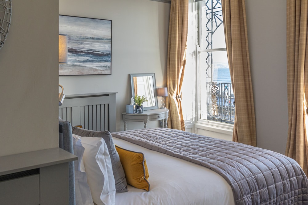 Gloucester House — 5-Star Luxury Hotel in Weymouth, United Kingdom
