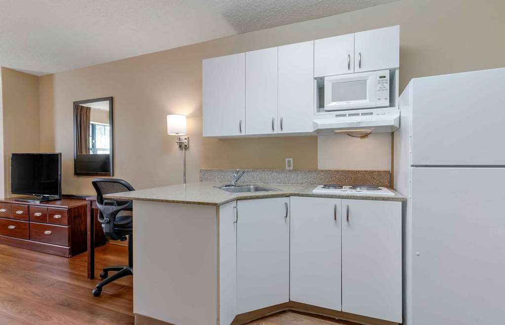 Extended Stay America Suites Pleasant Hill Buskirk Ave - photo 14