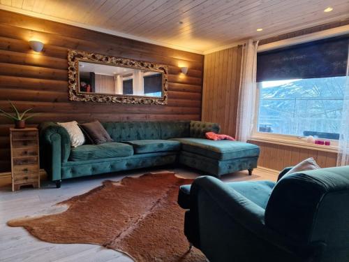 Luxurious holiday apartment with spectacular view — 4-Star Luxury Hotel in Kviteseid, Norway