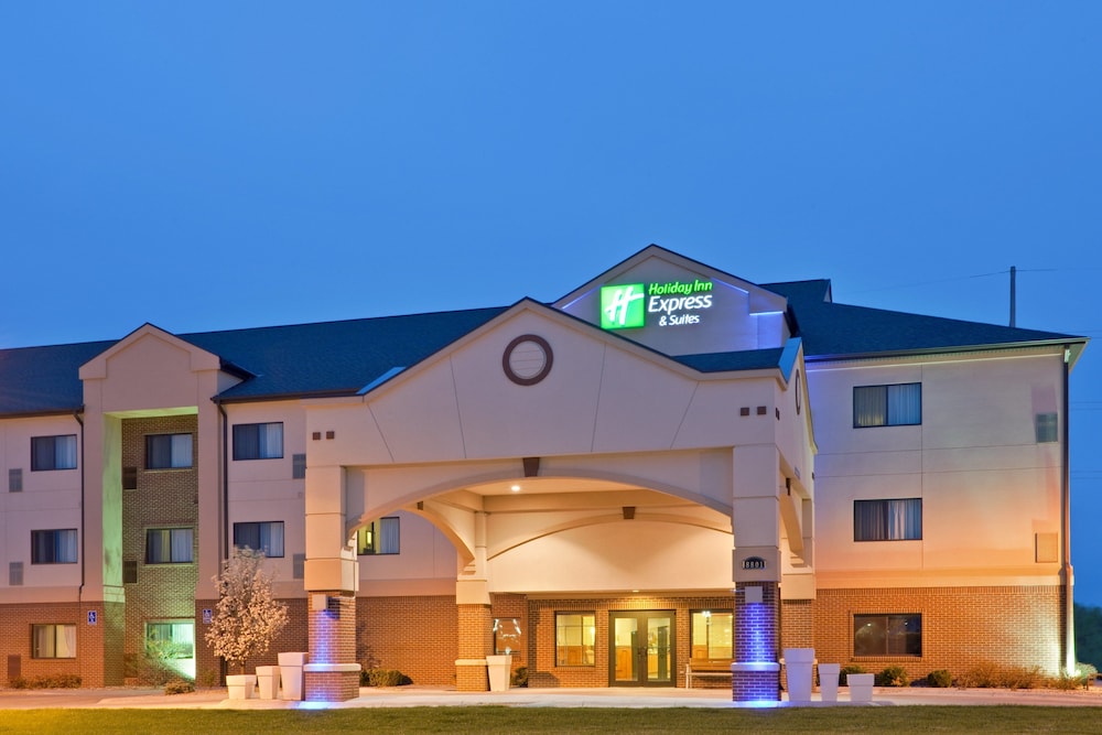Holiday Inn Express & Suites South Lincoln an IHG Hotel - featured photo