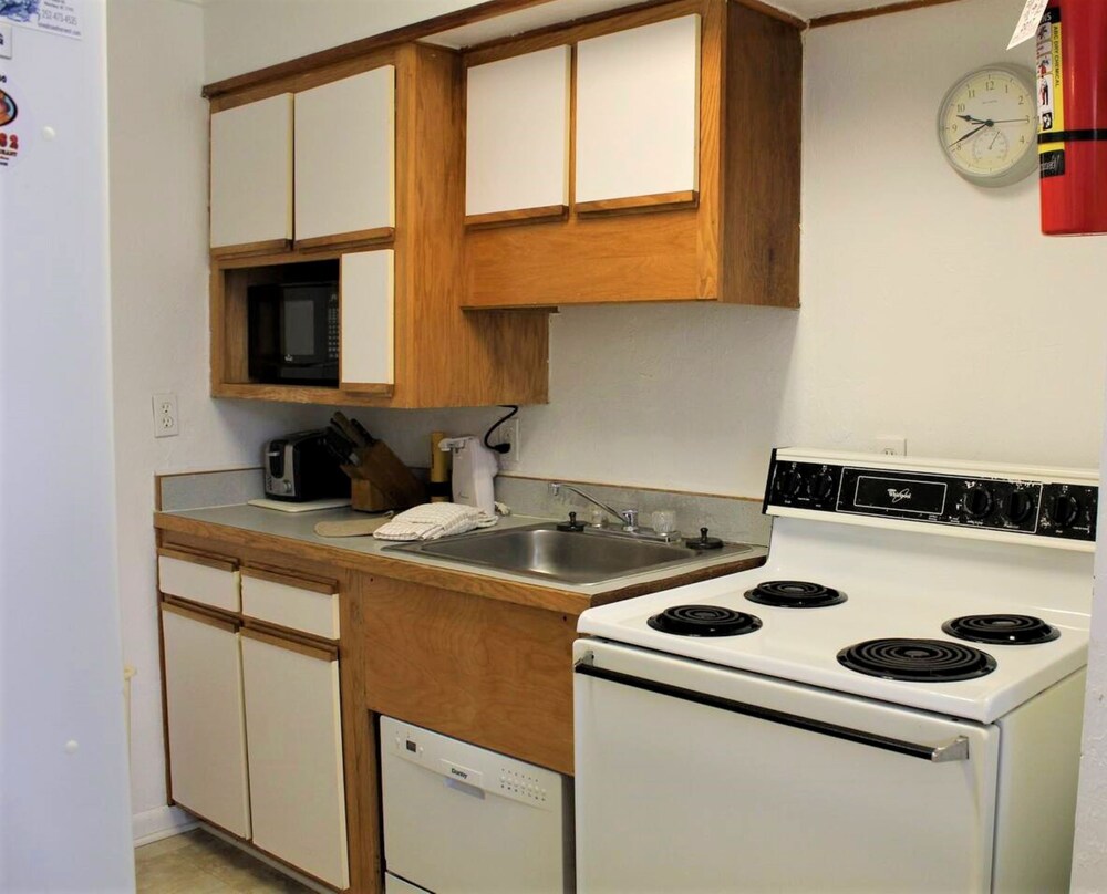 The Windjammer Resort - photo 11