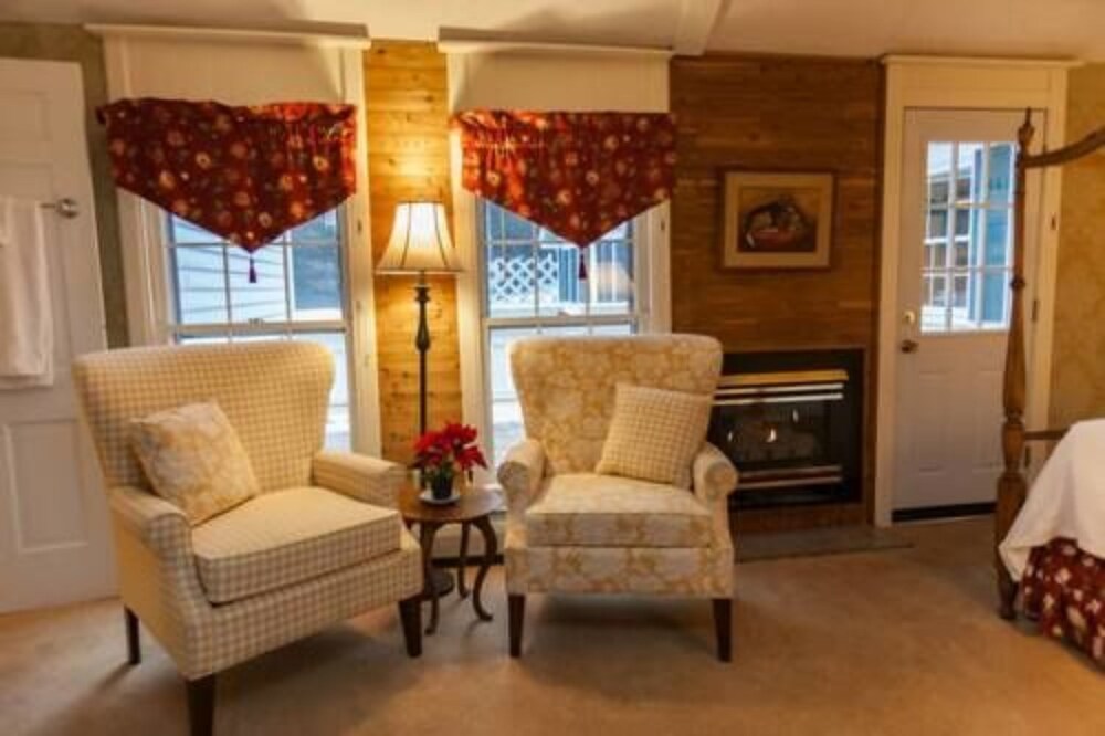 Arlington's West Mountain Inn - photo 18