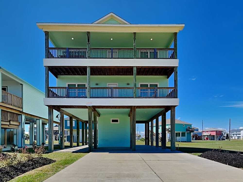 Beach and Bay View in Galveston, United States