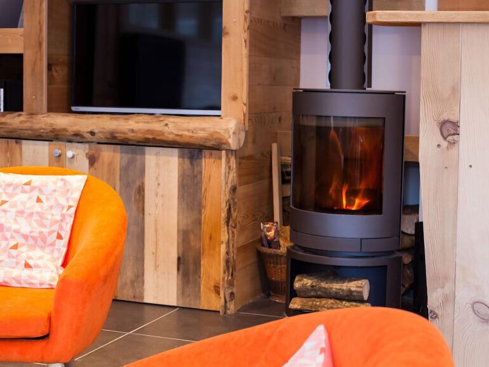 Chalet Atelier Chalet Chamonix — 4-Star Luxury Hotel in Chamonix-Mont-Blanc, France