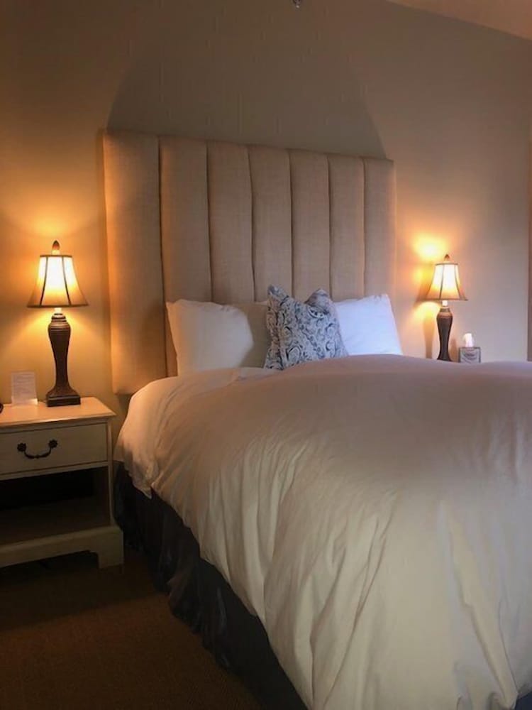 Blue Bay Inn - photo 26