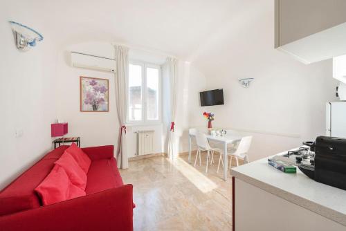 Between Termini & Colosseo — 4-Star Luxury Hotel in Rome, Italy