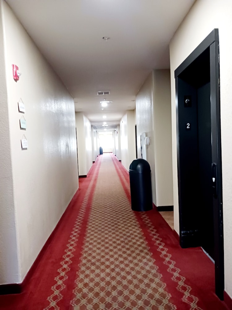 Yorktown Inn And Suites - photo 98