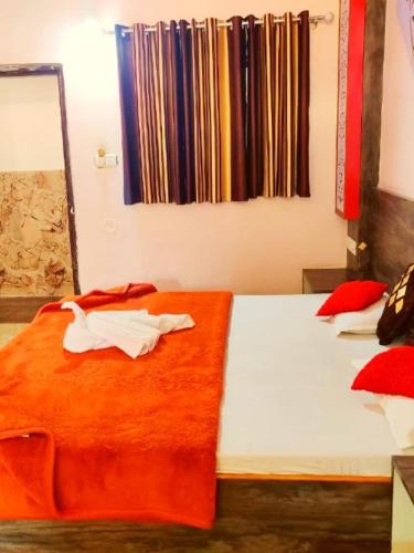 Panchmarhi Deluxe Stay in Pachmarhi, India