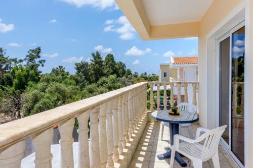 Villa Hera by Villa Plus