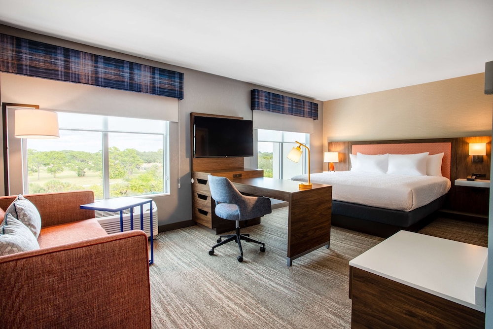 Hampton Inn & Suites North Port - photo 15