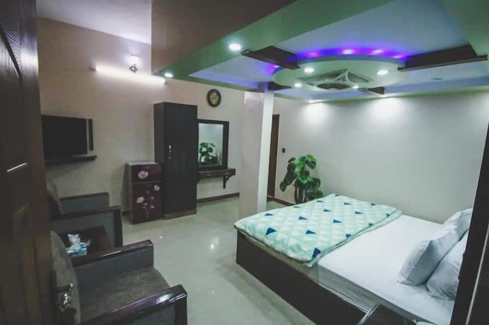 The R Hotels - last minute hotel in Karachi