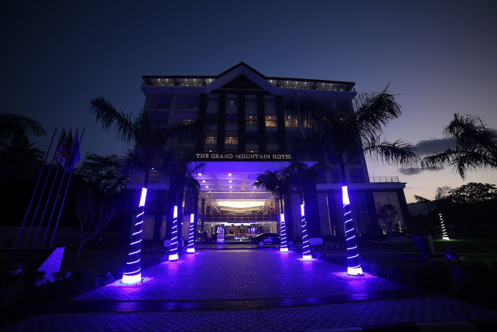 The Grand Mountain Hotel in Matale, Sri Lanka