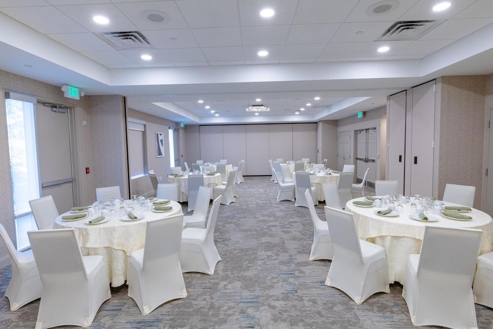 Hilton Garden Inn Lakewood - photo 59