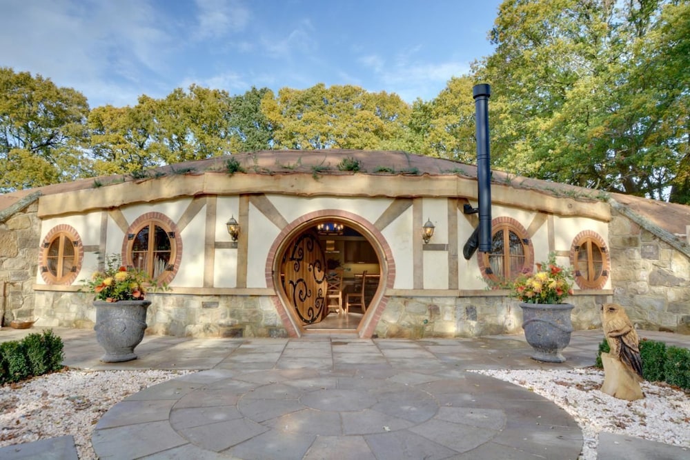 Oastbrook Estate Vineyard — 4-Star Luxury Hotel in Robertsbridge, United Kingdom