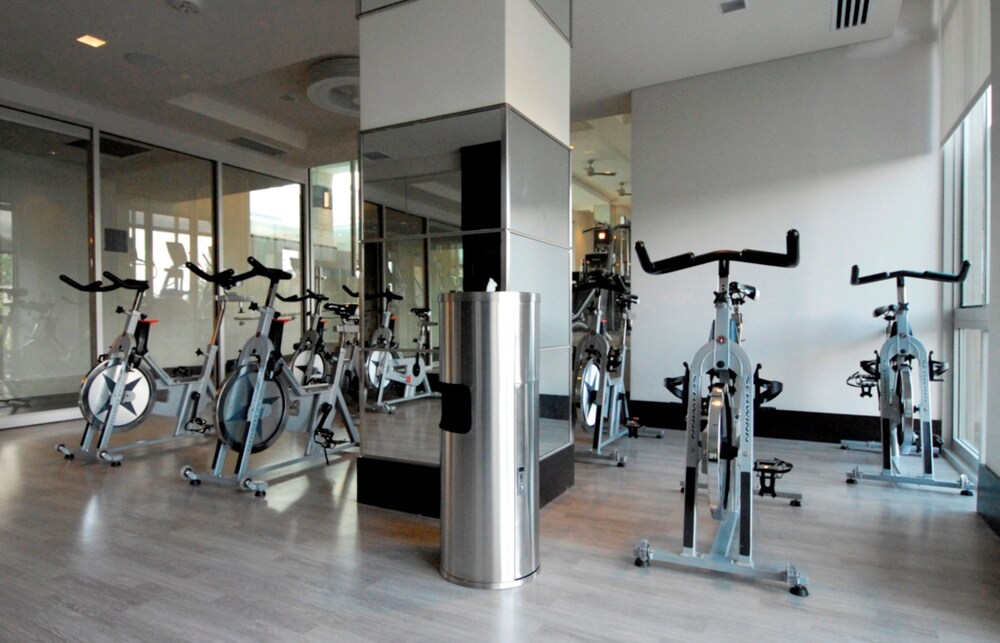 Global Luxury Suites At Hidden Creek - photo 48