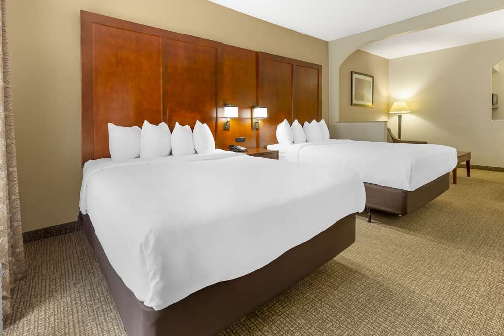 Comfort Suites Inn at Ridgewood Farm - photo 13