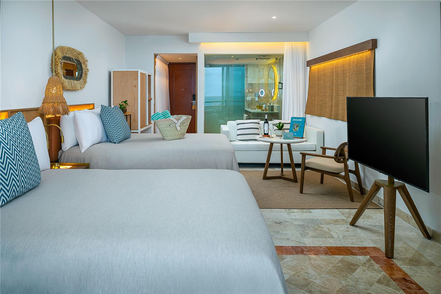 Guest room