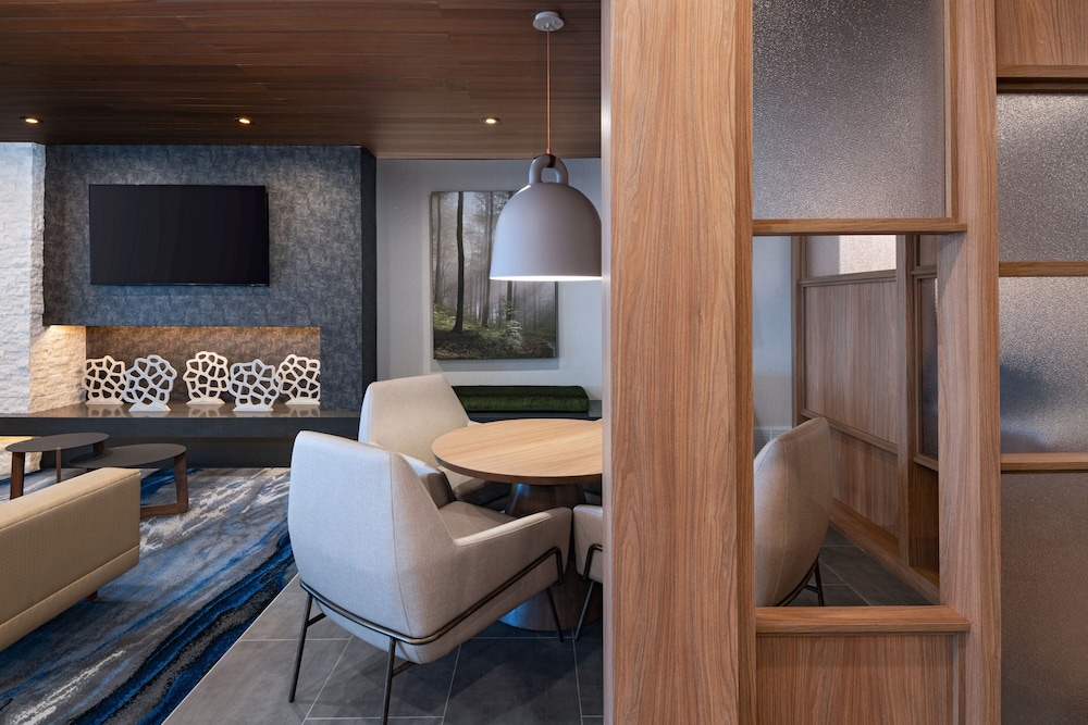 Fairfield Inn & Suites Hillsboro - photo 3