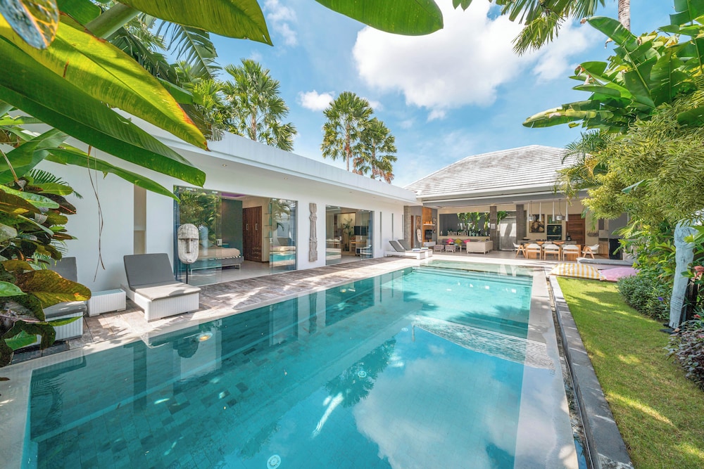 Villa Sawah — 4-Star Luxury Hotel in Seminyak, Indonesia