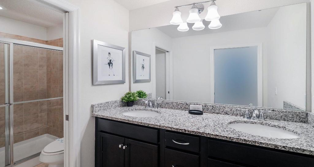Windsor At Westside Greenview Wonderland 8808 - photo 3