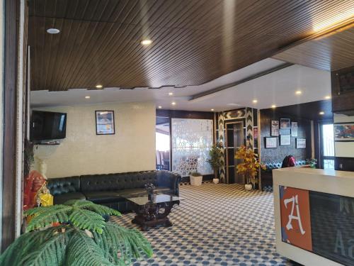 Hotel Aachman Shimla in Shimla, India